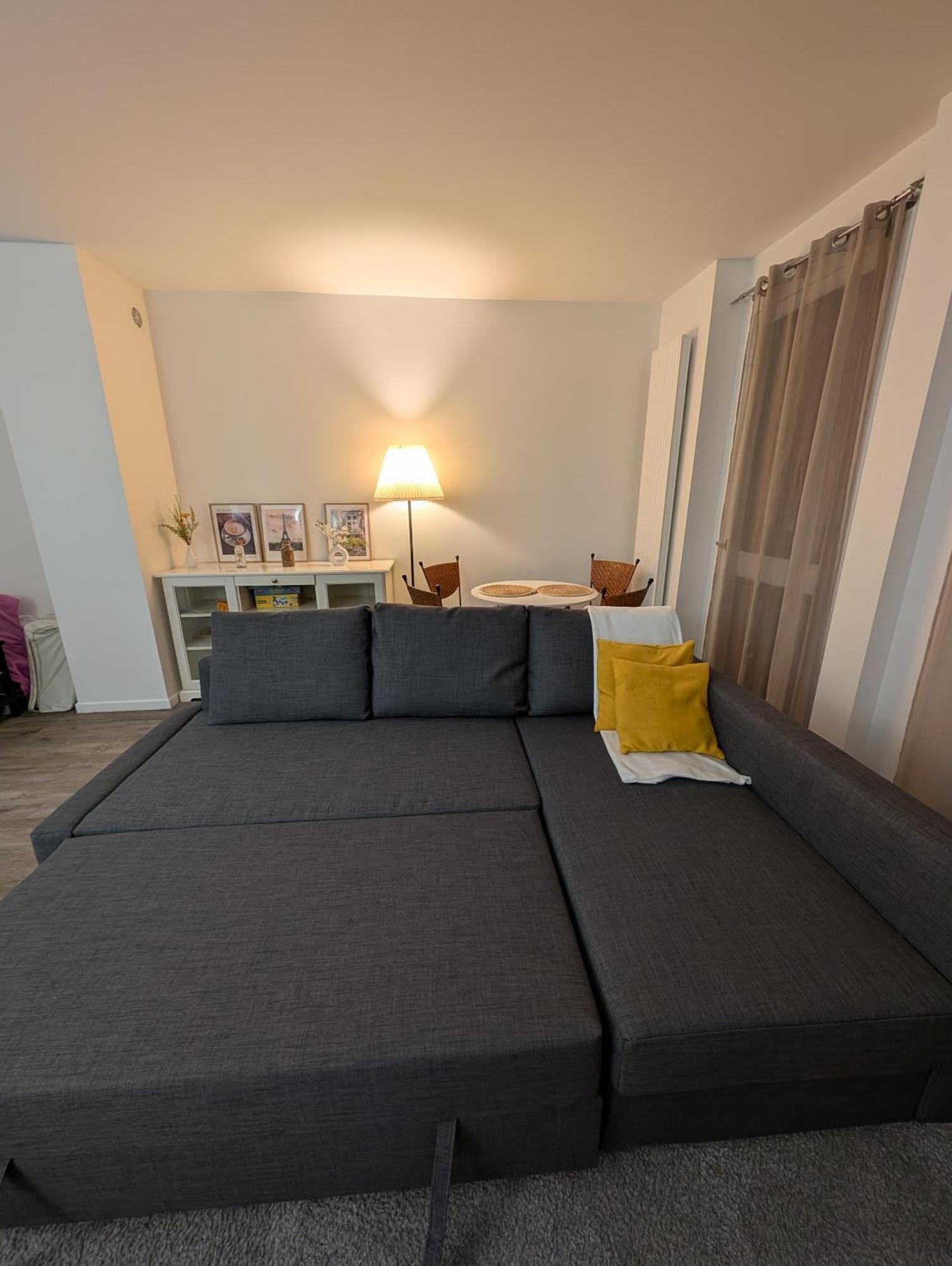 Evasion La Defense - Balcon & Wi-Fi, A 10 Min De Paris Apartment กูร์เบอวัวร์ ภายนอก รูปภาพ